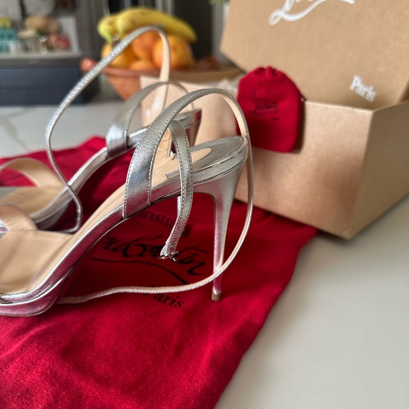 Christian Louboutin Queen 100 nappa laminata silver - Picture 4 of 11